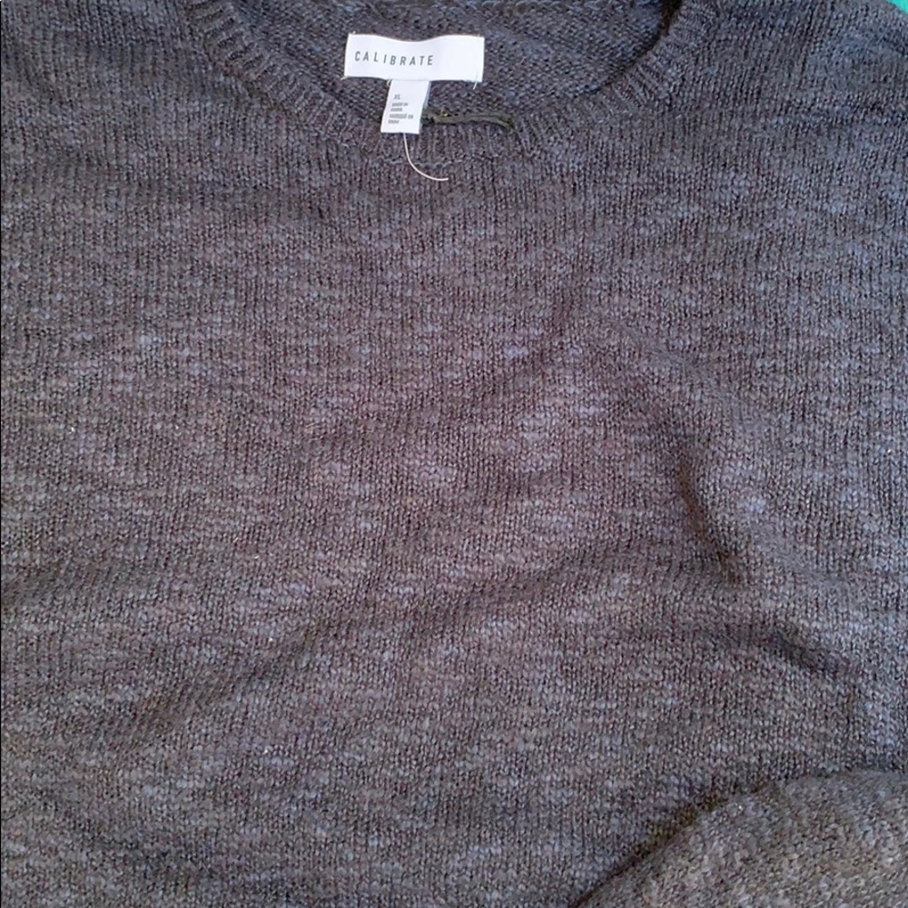 Like new Gorgeous men’s long sleeve blue sweater - Picture 3 of 3